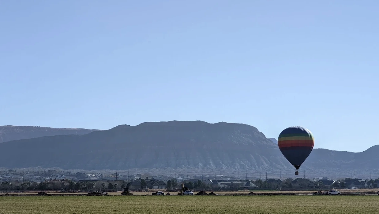 Washington, Utah landscape with hot air balloon
